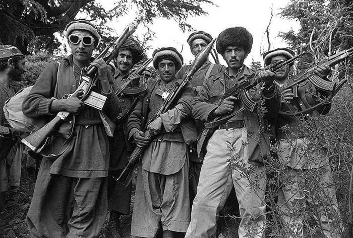 Вооружение и снаряжение афганских солдат